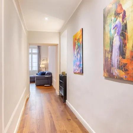 Domus San Carlo- Luxury In Turin's Heart